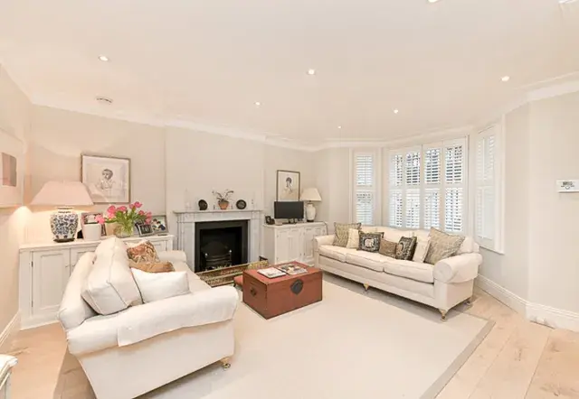 Abingdon Road, holiday apartment in Kensington, London