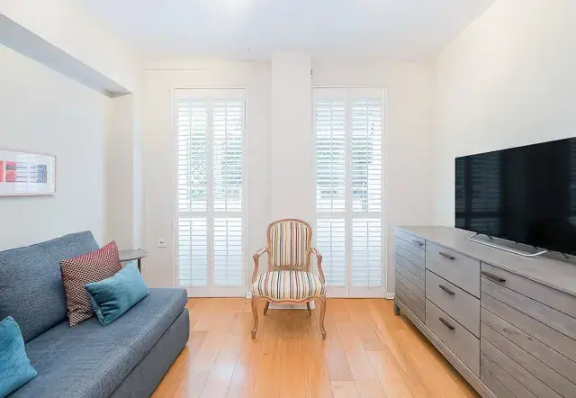 Sloane Square, holiday apartment in Chelsea, London