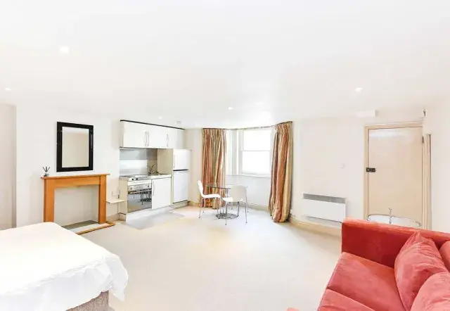 Blenheim Crescent, holiday apartment in Notting Hill, London