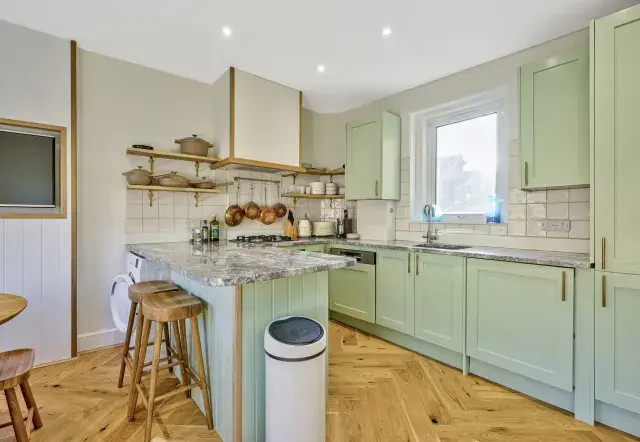 Little Venice II, holiday apartment in Area, London