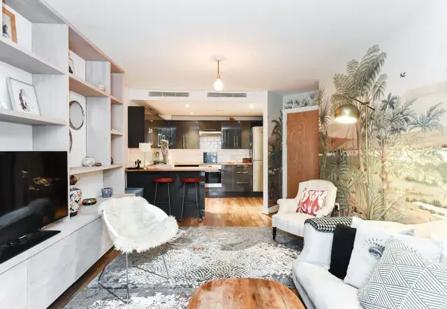 Chelsea Bridge Wharf, holiday apartment in Battersea, London