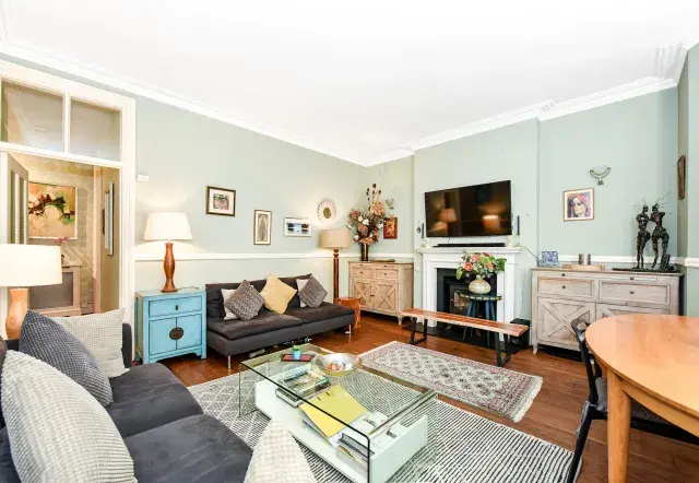 Abingdon Road II, holiday apartment in Kensington, London