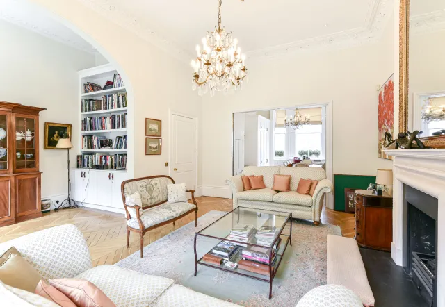 Palace Gardens Terrace