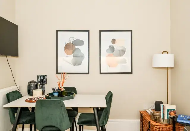 Lower Sloane Street, holiday apartment in Chelsea, London