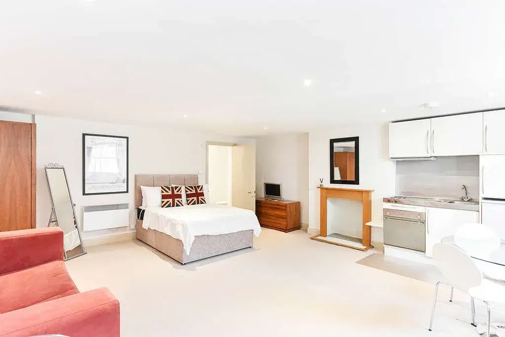 Blenheim Crescent, holiday apartment in Notting Hill, London