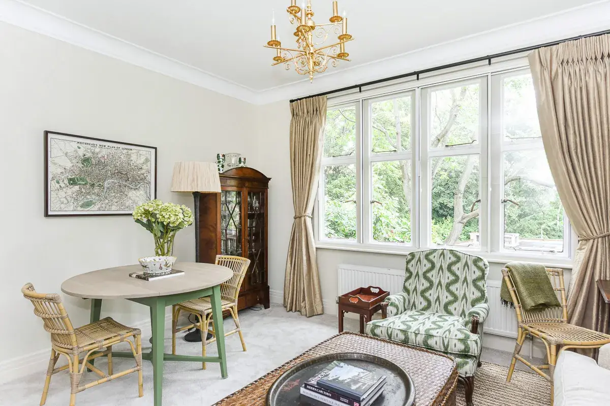 Kensington Gardens, holiday apartment in Kensington, London