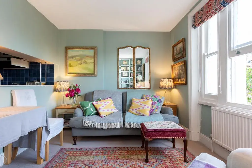 Campden Hill Gardens, holiday apartment in Notting Hill, London