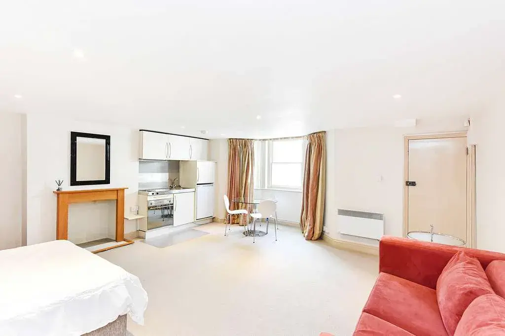 Blenheim Crescent, holiday apartment in Notting Hill, London