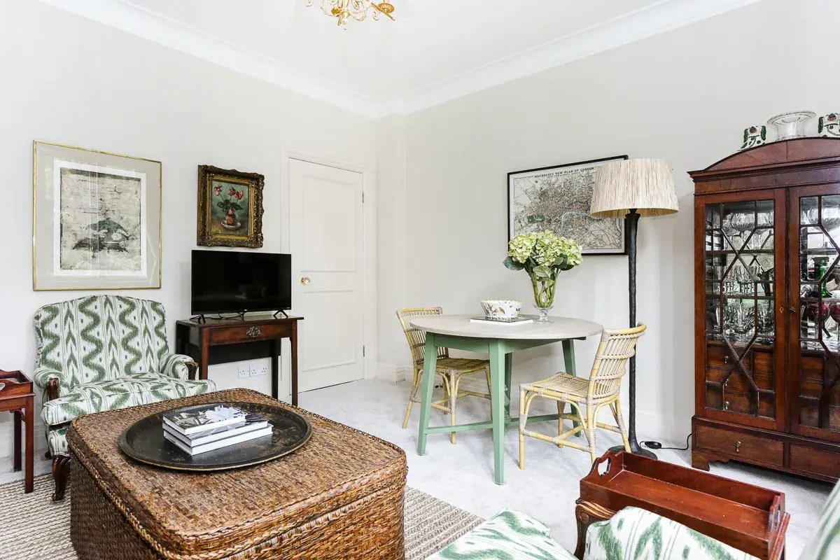 Kensington Gardens, holiday apartment in Kensington, London