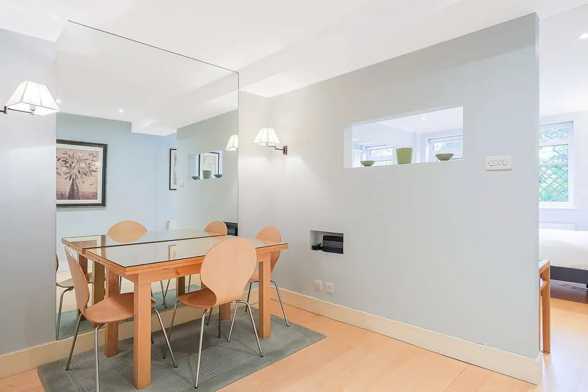 Sloane Square II, holiday apartment in Chelsea, London