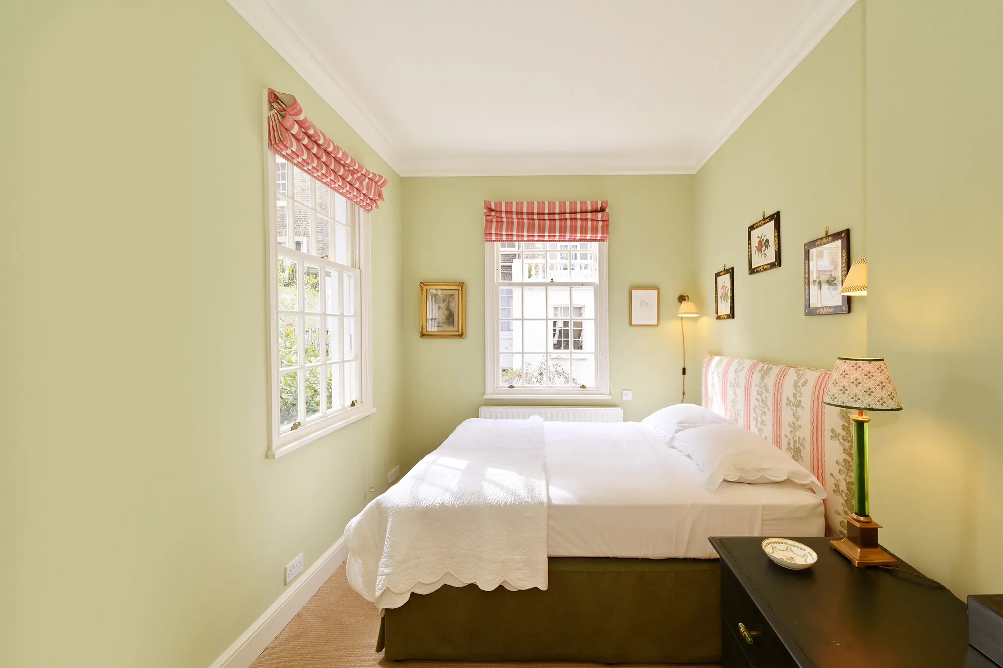 Cambridge Street, holiday apartment in Pimlico, London