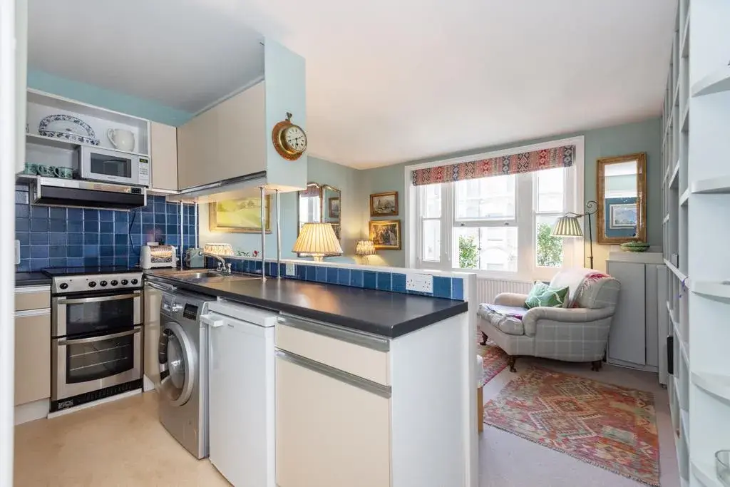Campden Hill Gardens, holiday apartment in Notting Hill, London