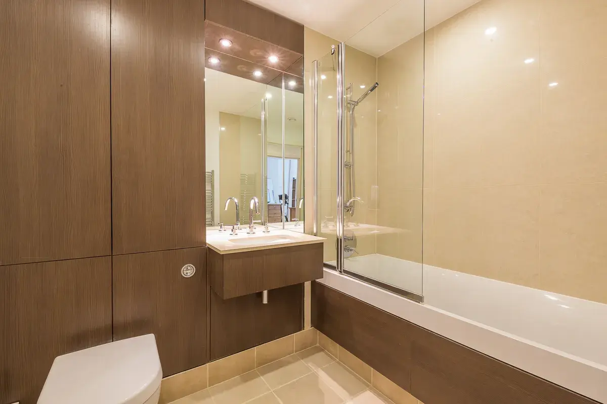 Wandsworth Bridge, holiday apartment in Wandsworth, London