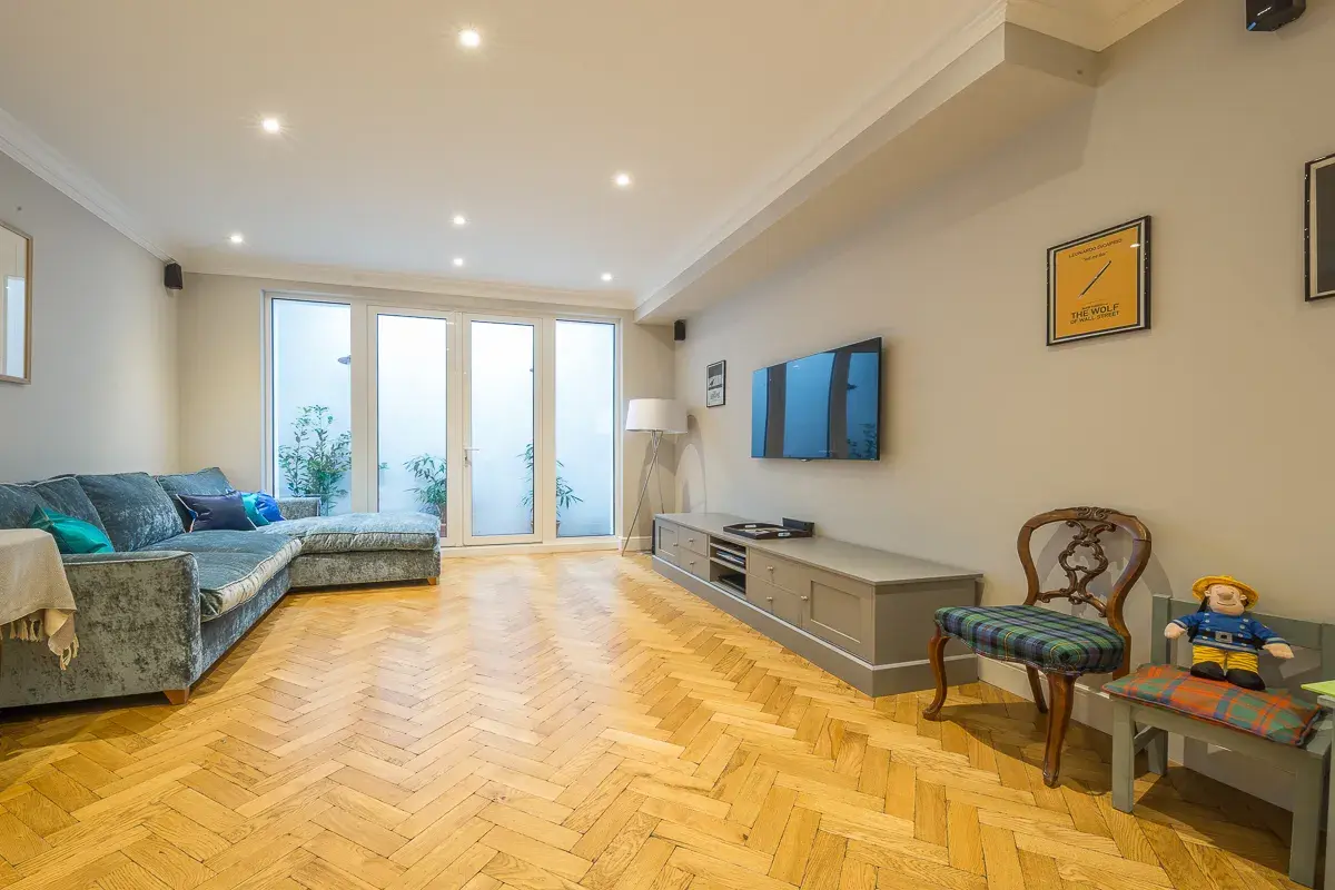 Waterford Road, holiday home in Fulham, London