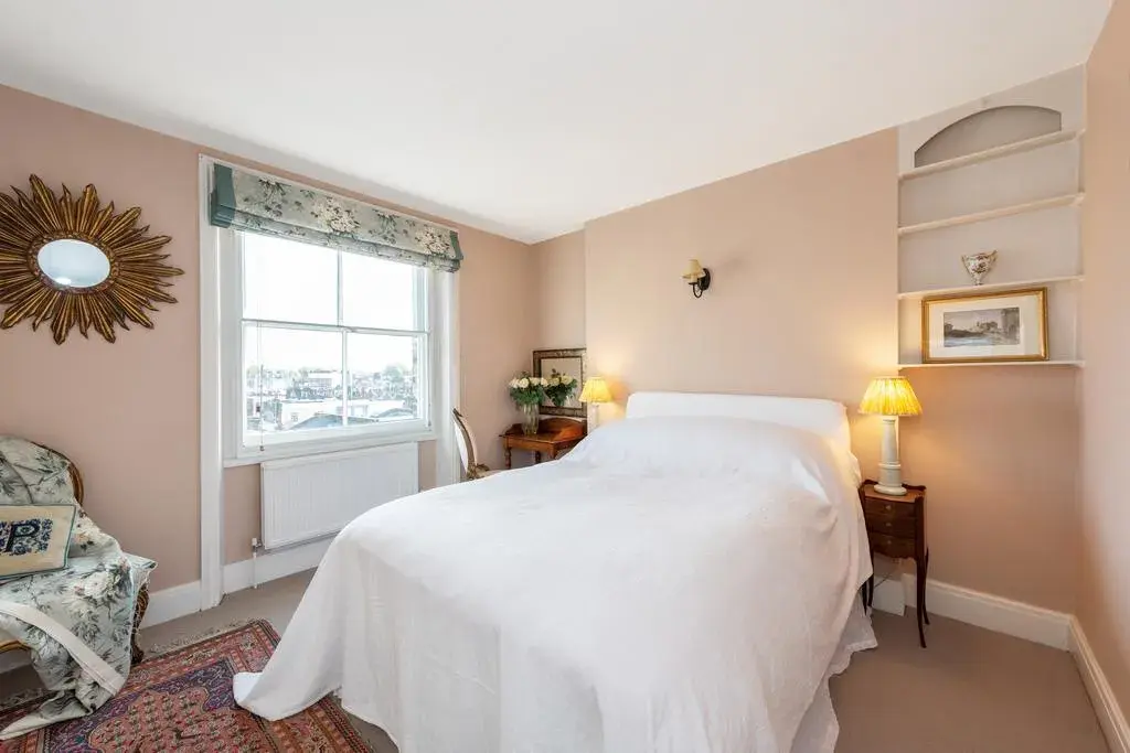Campden Hill Gardens, holiday apartment in Notting Hill, London