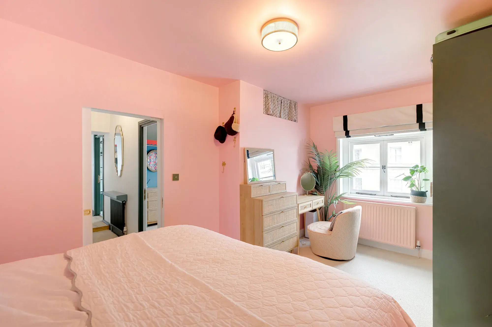 Gloucester Terrace, holiday apartment in Bayswater, London