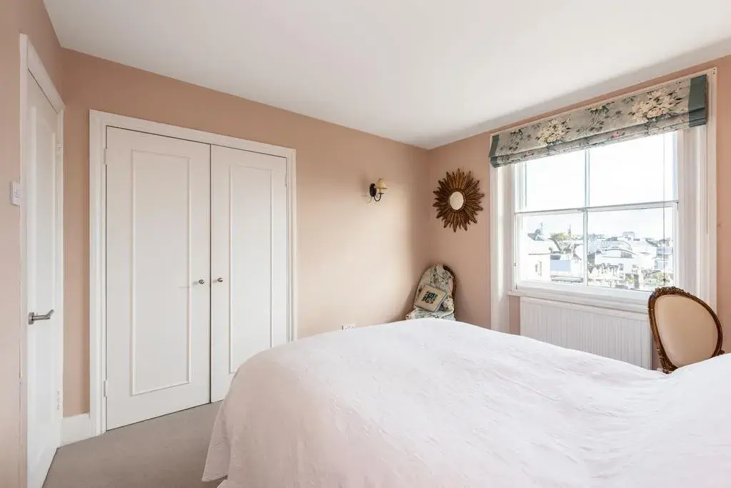 Campden Hill Gardens, holiday apartment in Notting Hill, London