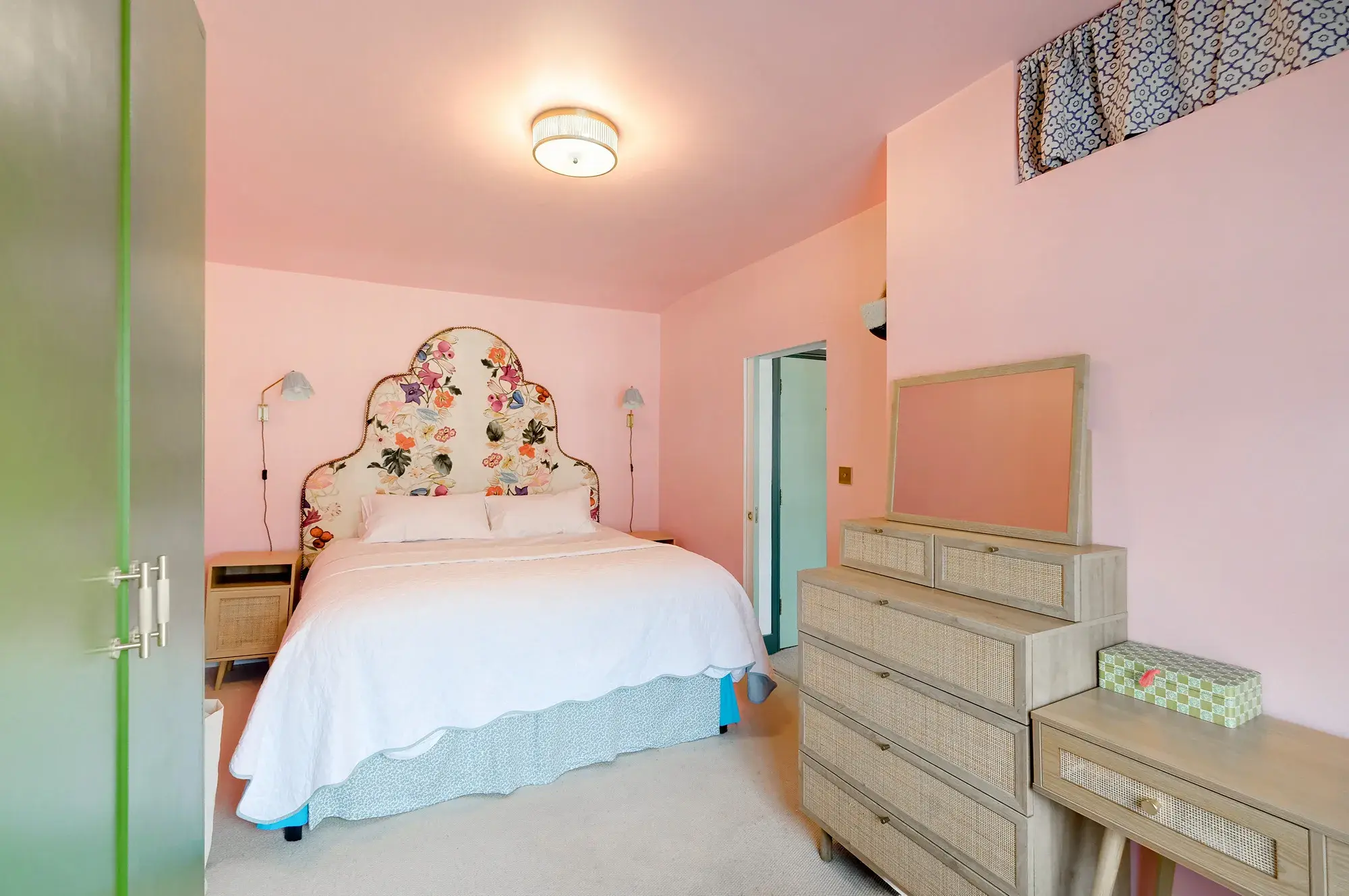 Gloucester Terrace, holiday apartment in Bayswater, London