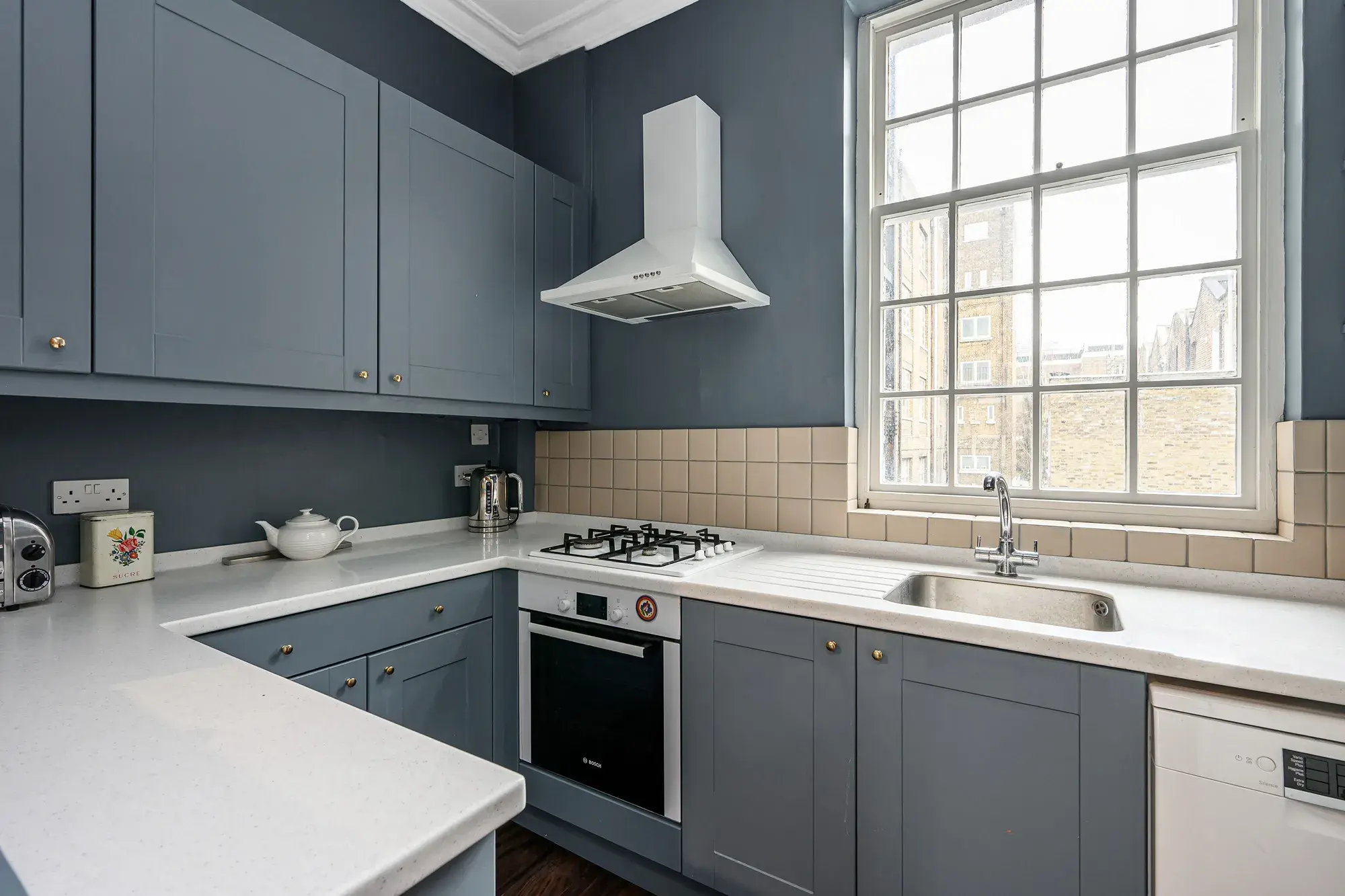 Sale Place, holiday apartment in Paddington, London