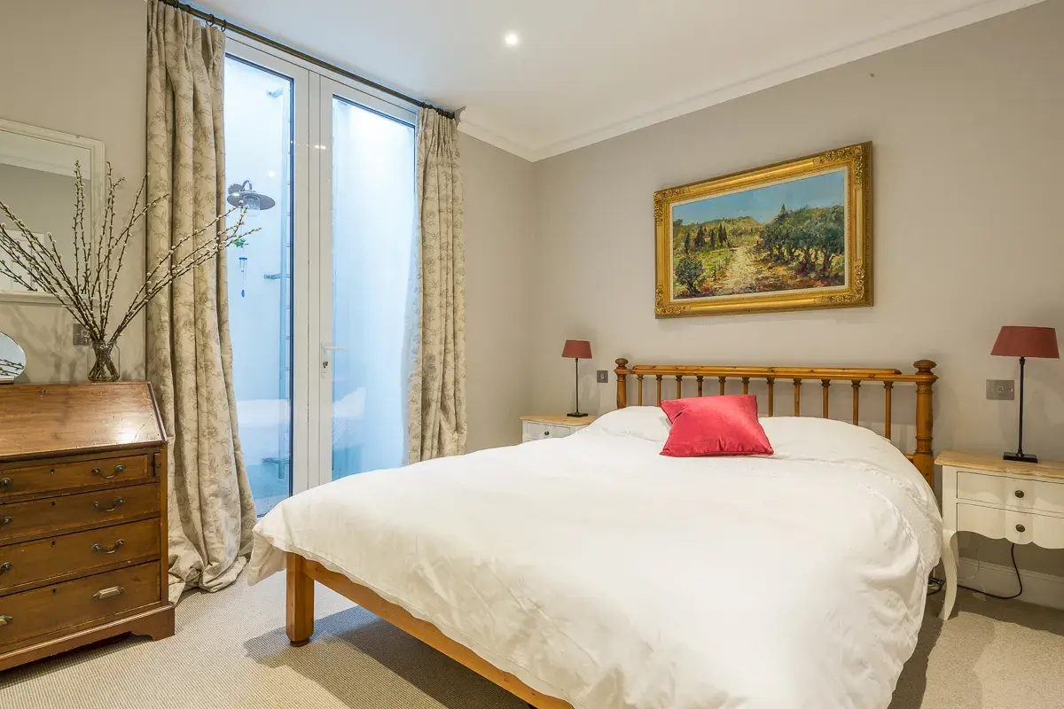 Waterford Road, holiday home in Fulham, London