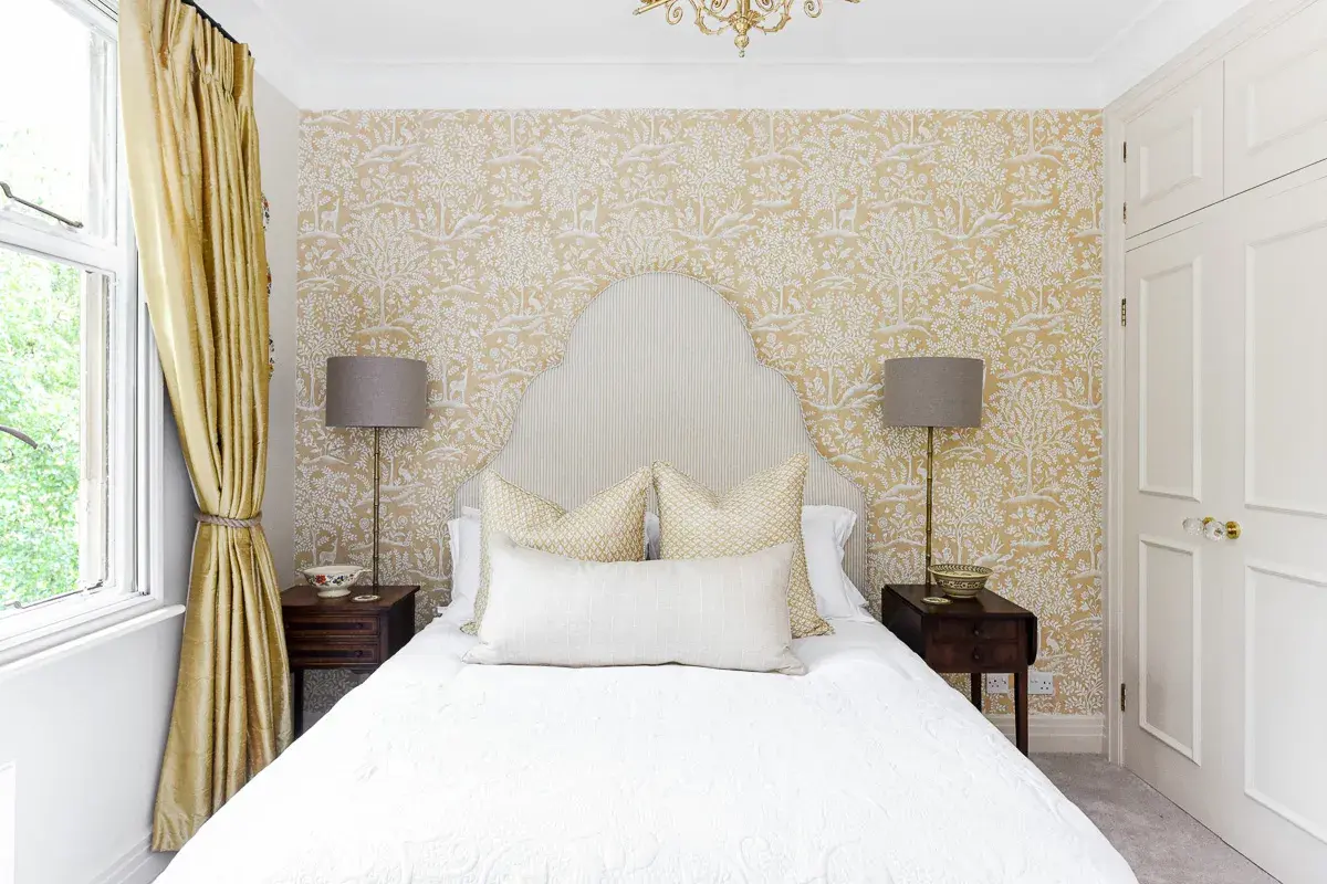 Kensington Gardens, holiday apartment in Kensington, London