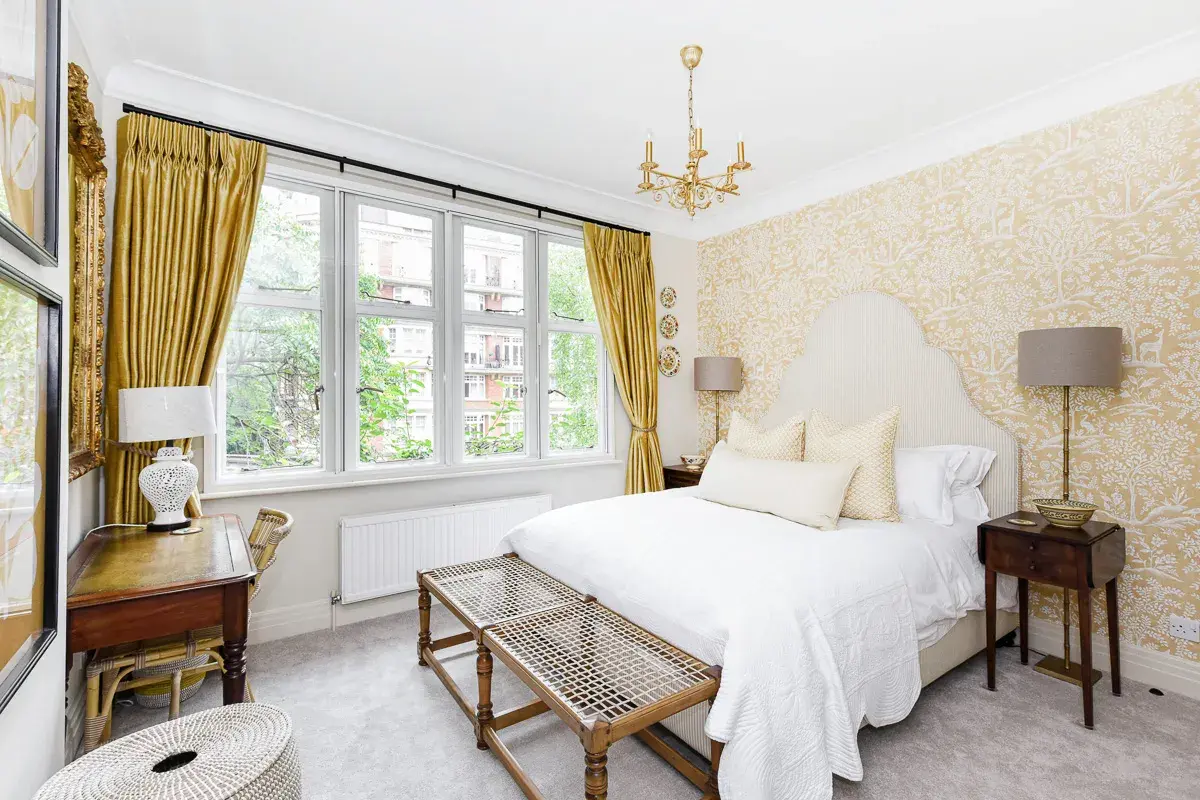 Kensington Gardens, holiday apartment in Kensington, London