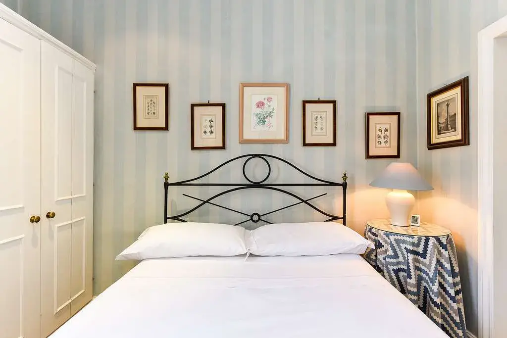 Beaufort Gardens, holiday apartment in Belgravia, London