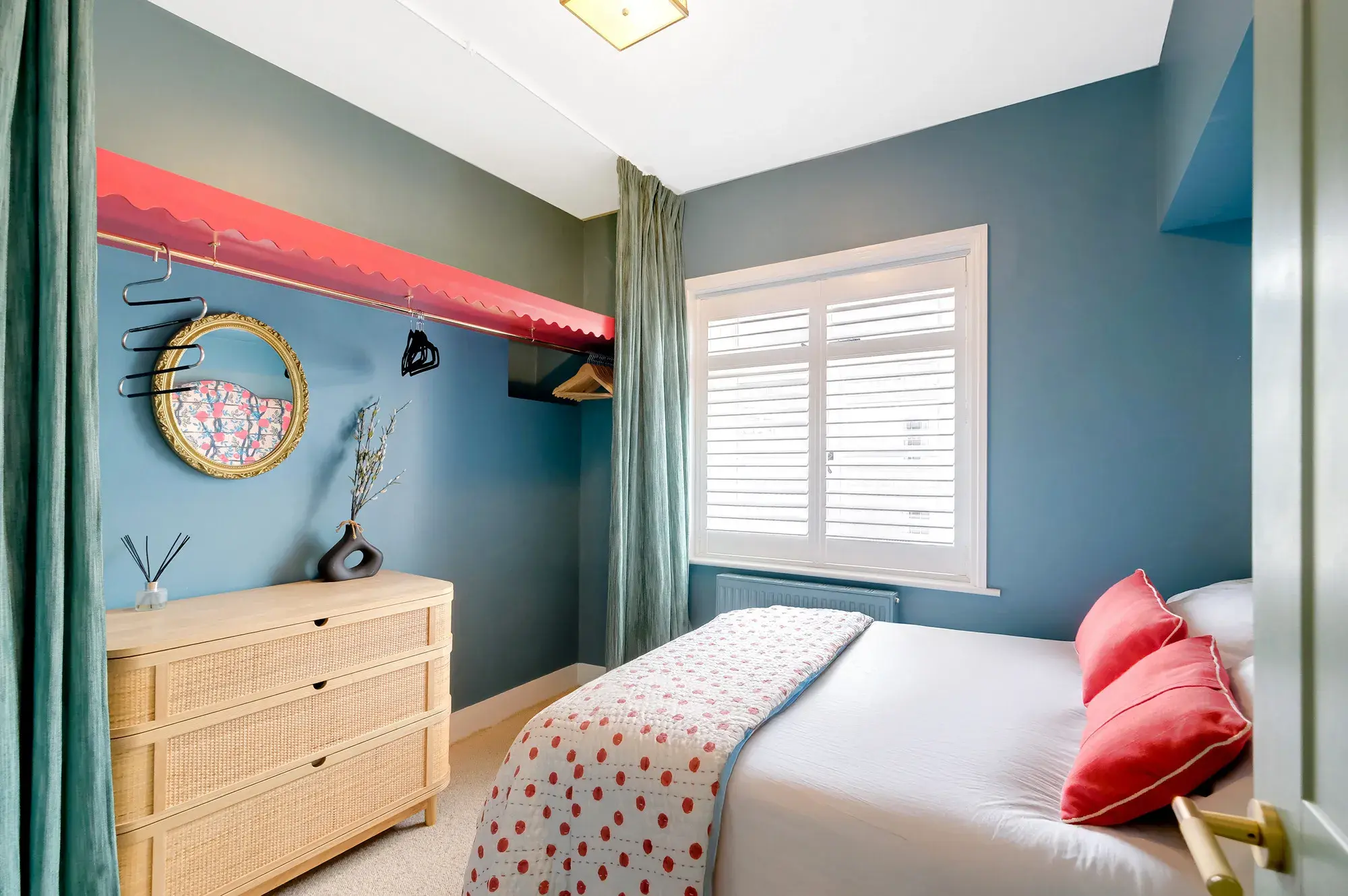 Gloucester Terrace, holiday apartment in Bayswater, London