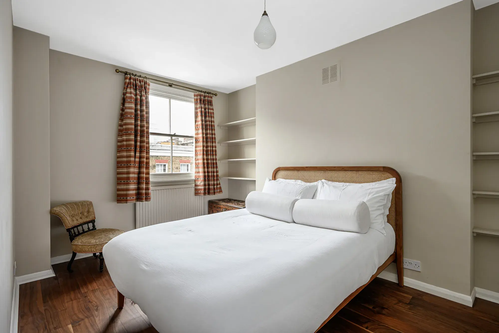 Sale Place, holiday apartment in Paddington, London