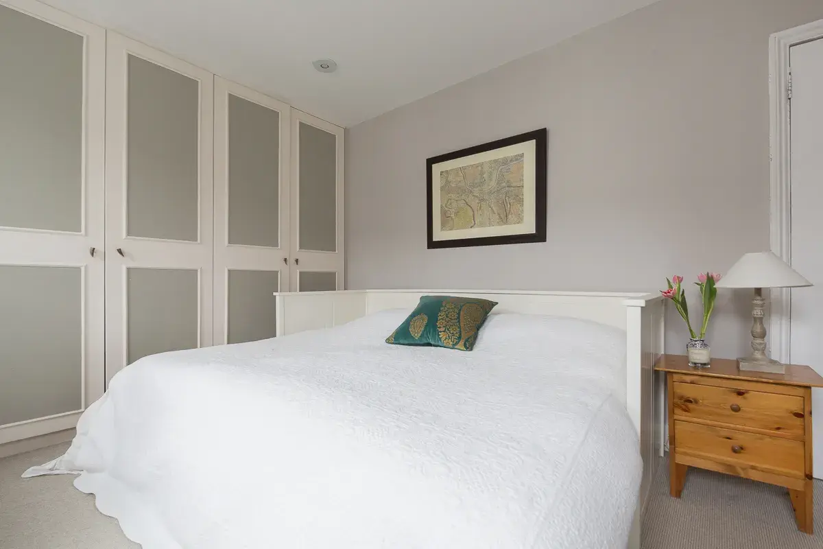 Waterford Road, holiday home in Fulham, London