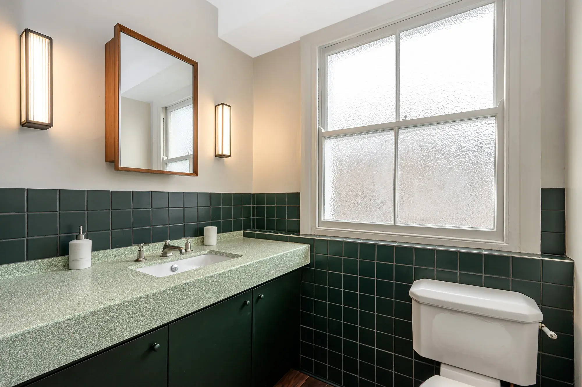 Sale Place, holiday apartment in Paddington, London