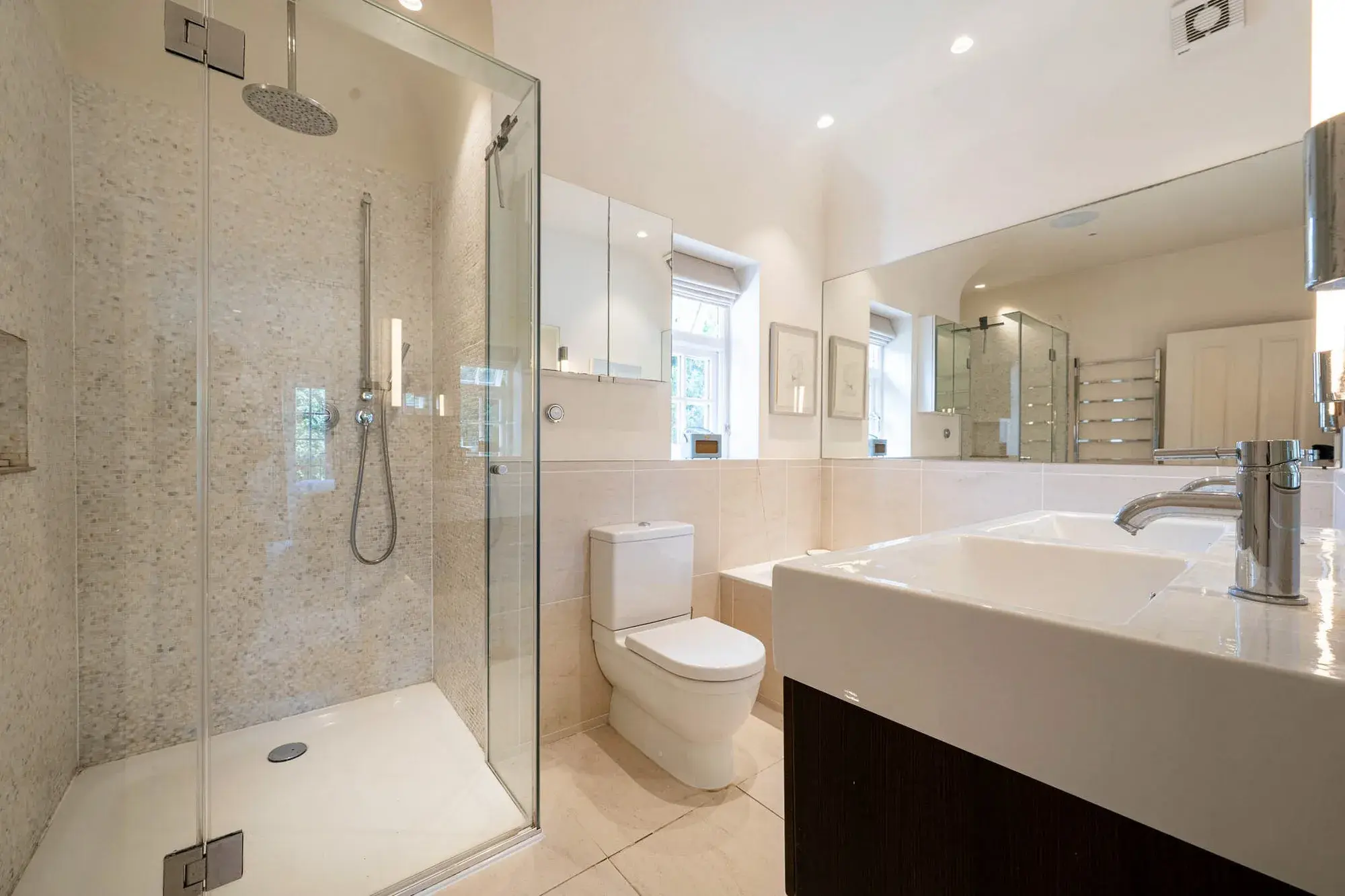 Ellerton Road, holiday home in Wandsworth, London