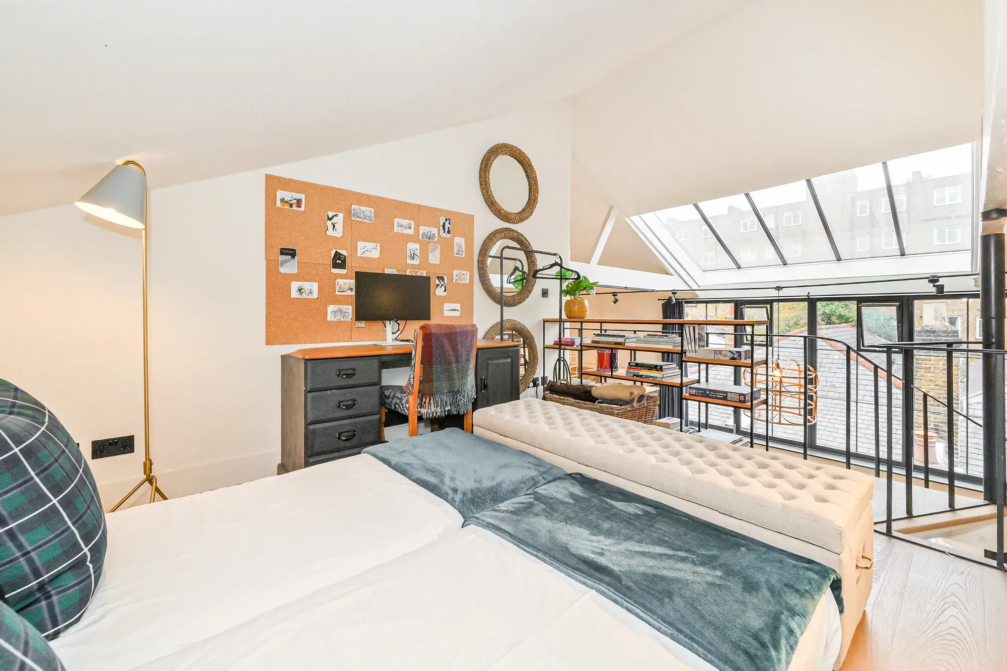 Sydney Close, holiday apartment in South Kensington, London