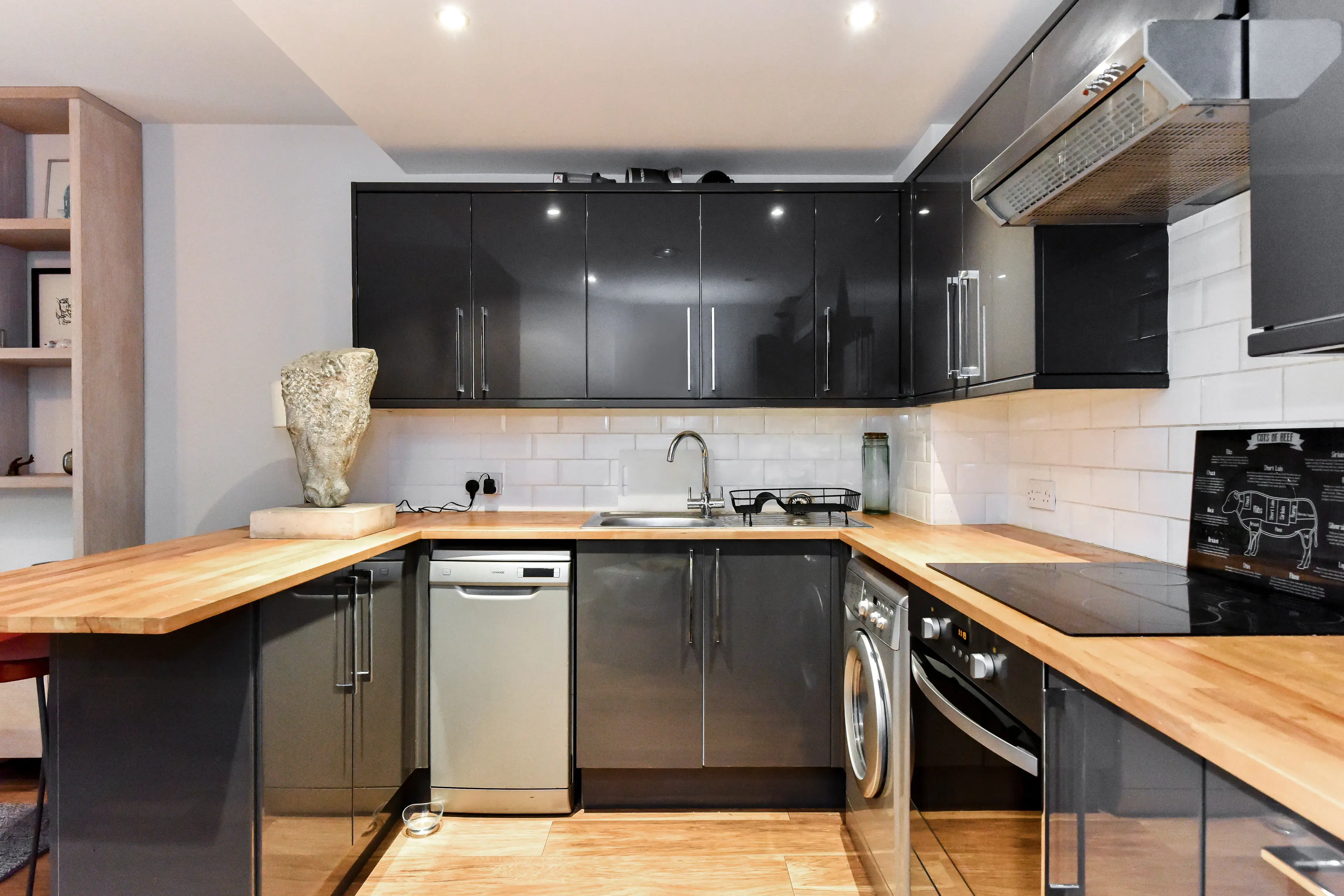 Chelsea Bridge Wharf, holiday apartment in Battersea, London