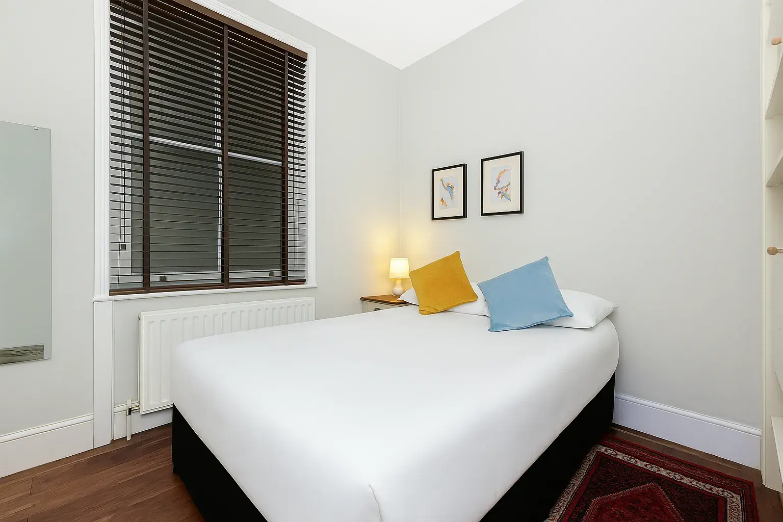 Abingdon Road II, holiday apartment in Kensington, London