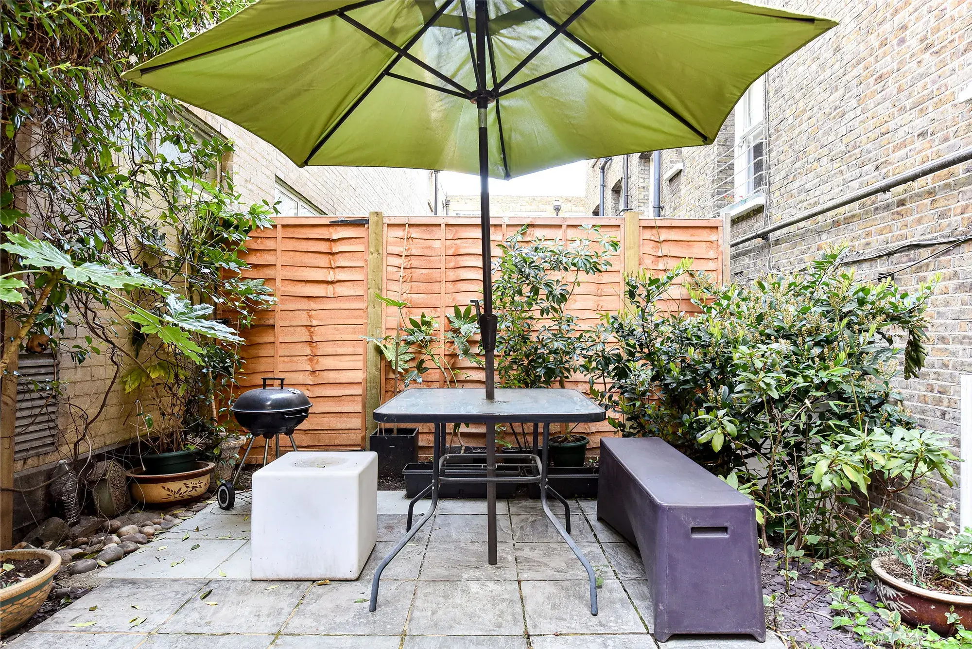 Abingdon Road II, holiday apartment in Kensington, London