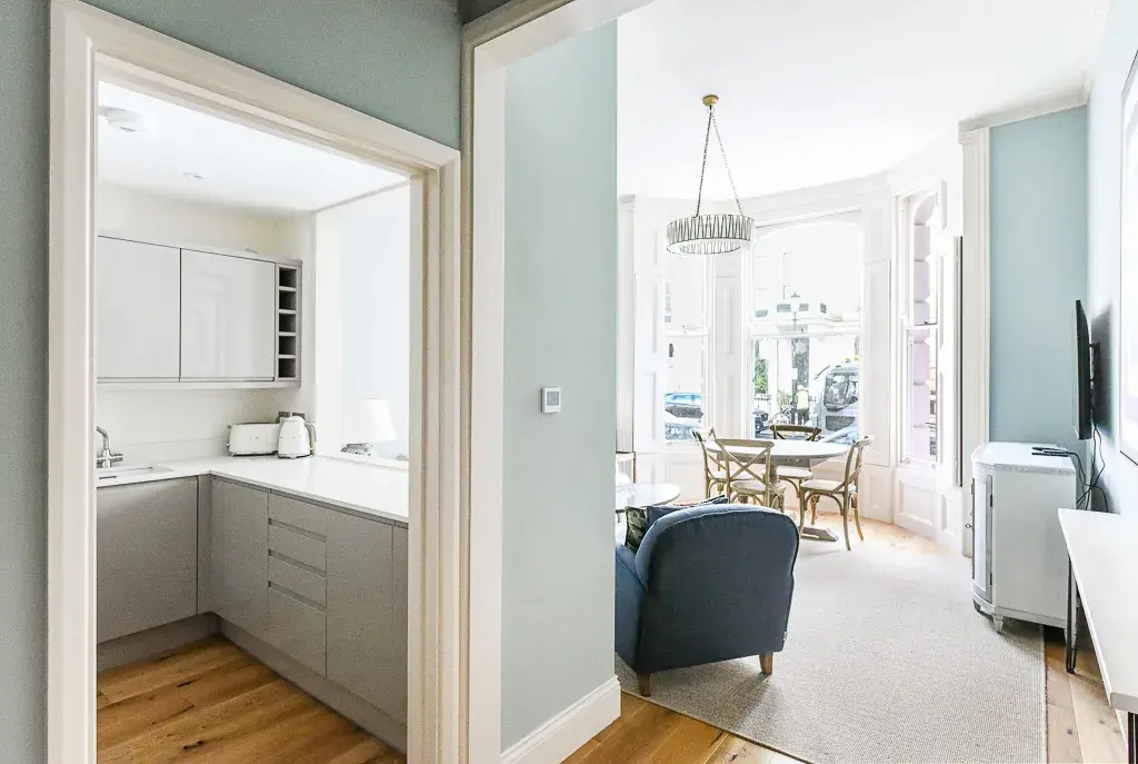 Arundel Gardens, holiday apartment in Notting Hill, London