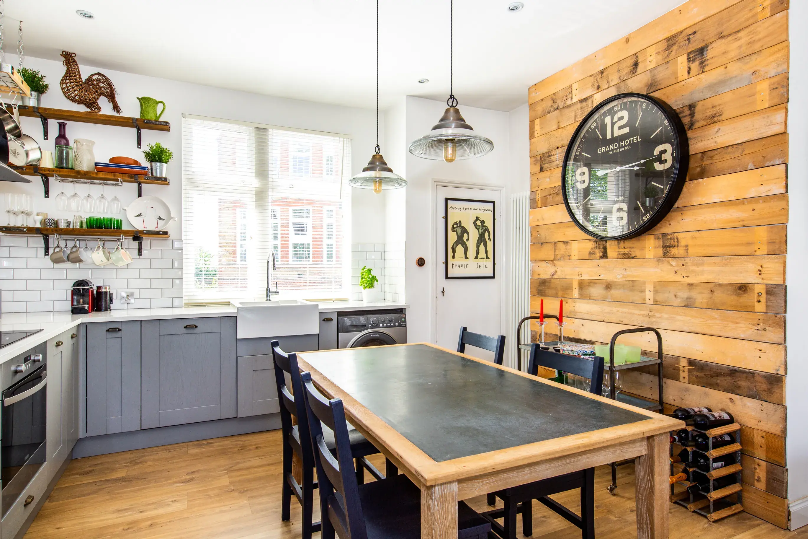 Brackenbury Road, holiday apartment in Chiswick, London