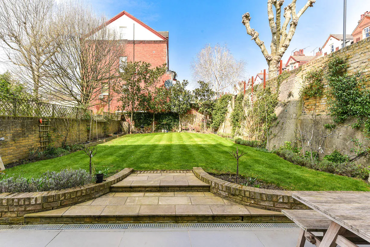 Brondesbury Road, holiday home in Area, London