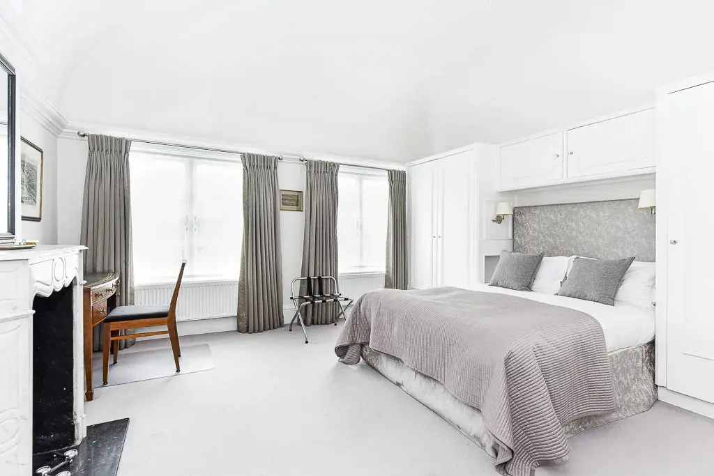 Kensington Court, holiday apartment in Kensington, London