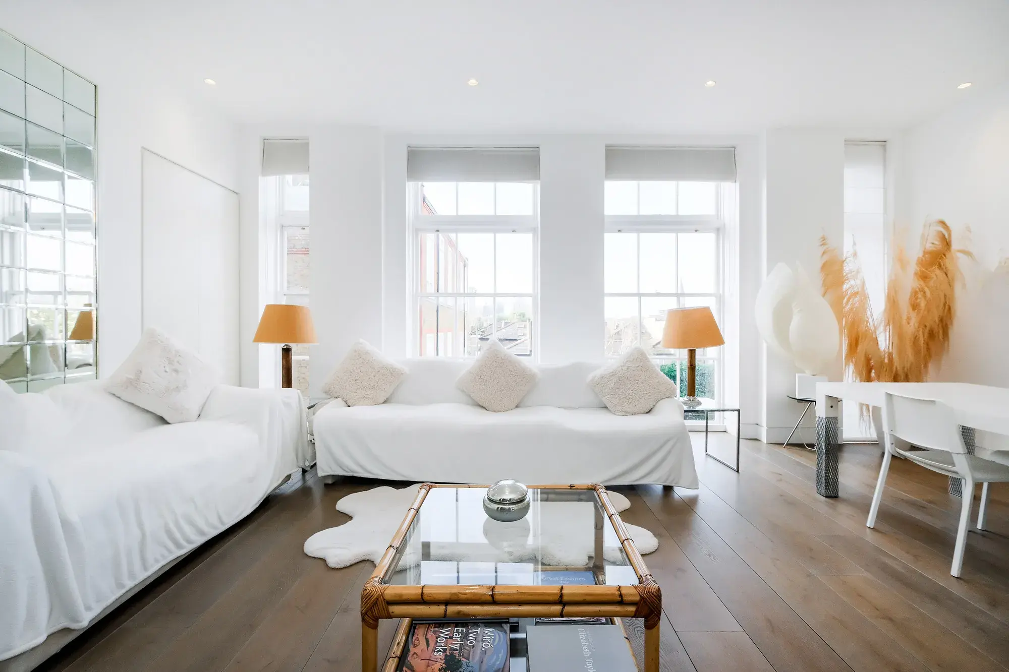 The Lanterns, holiday apartment in Battersea, London