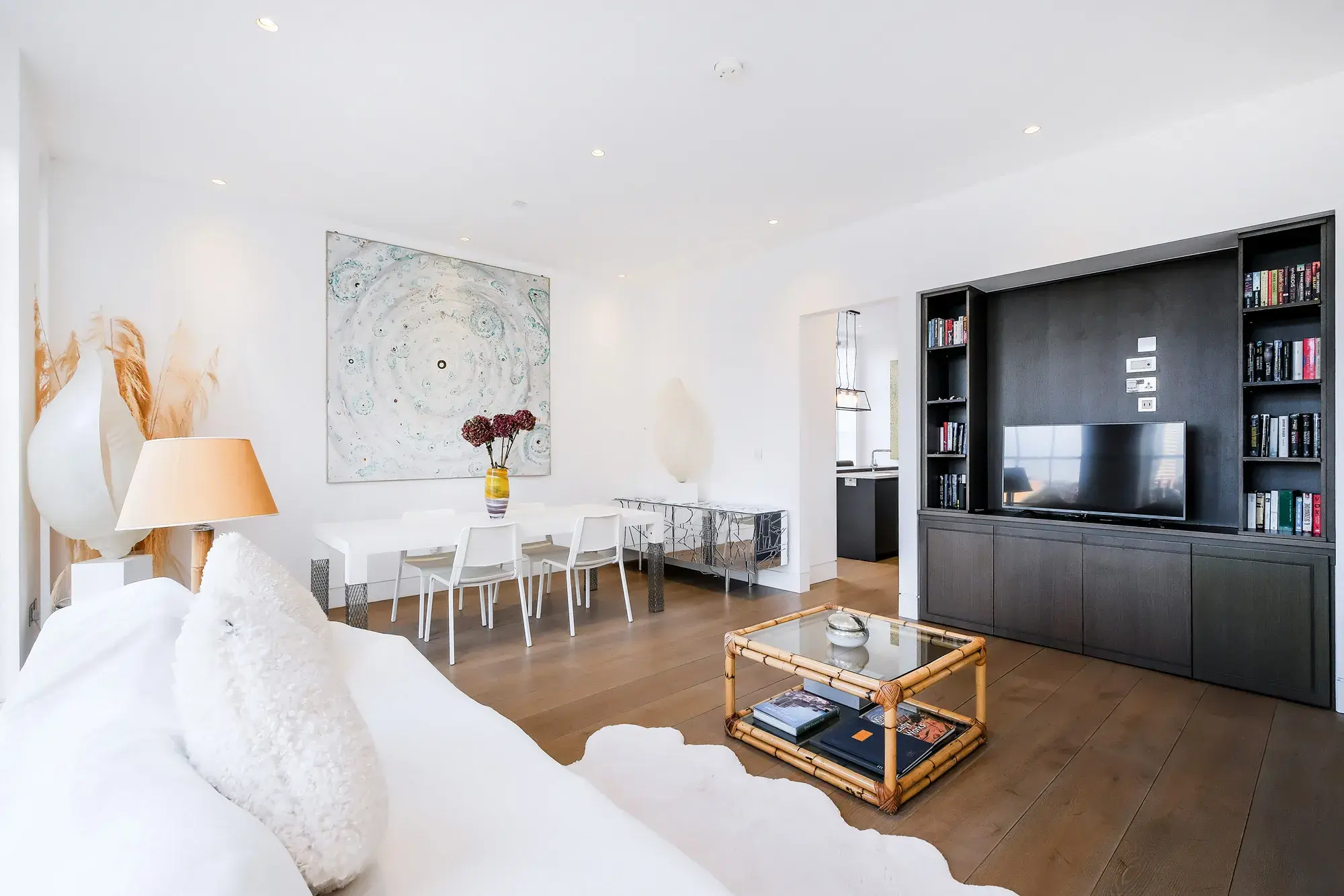 The Lanterns, holiday apartment in Battersea, London