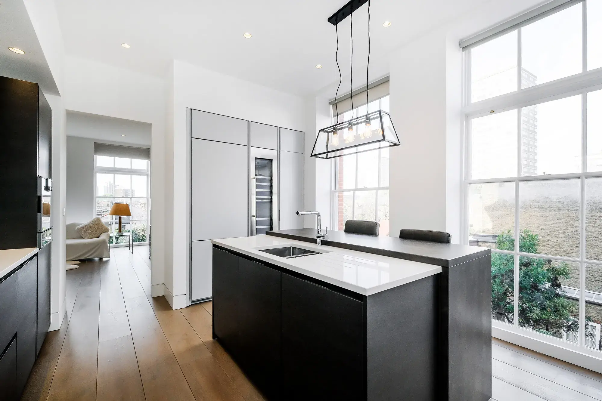 The Lanterns, holiday apartment in Battersea, London