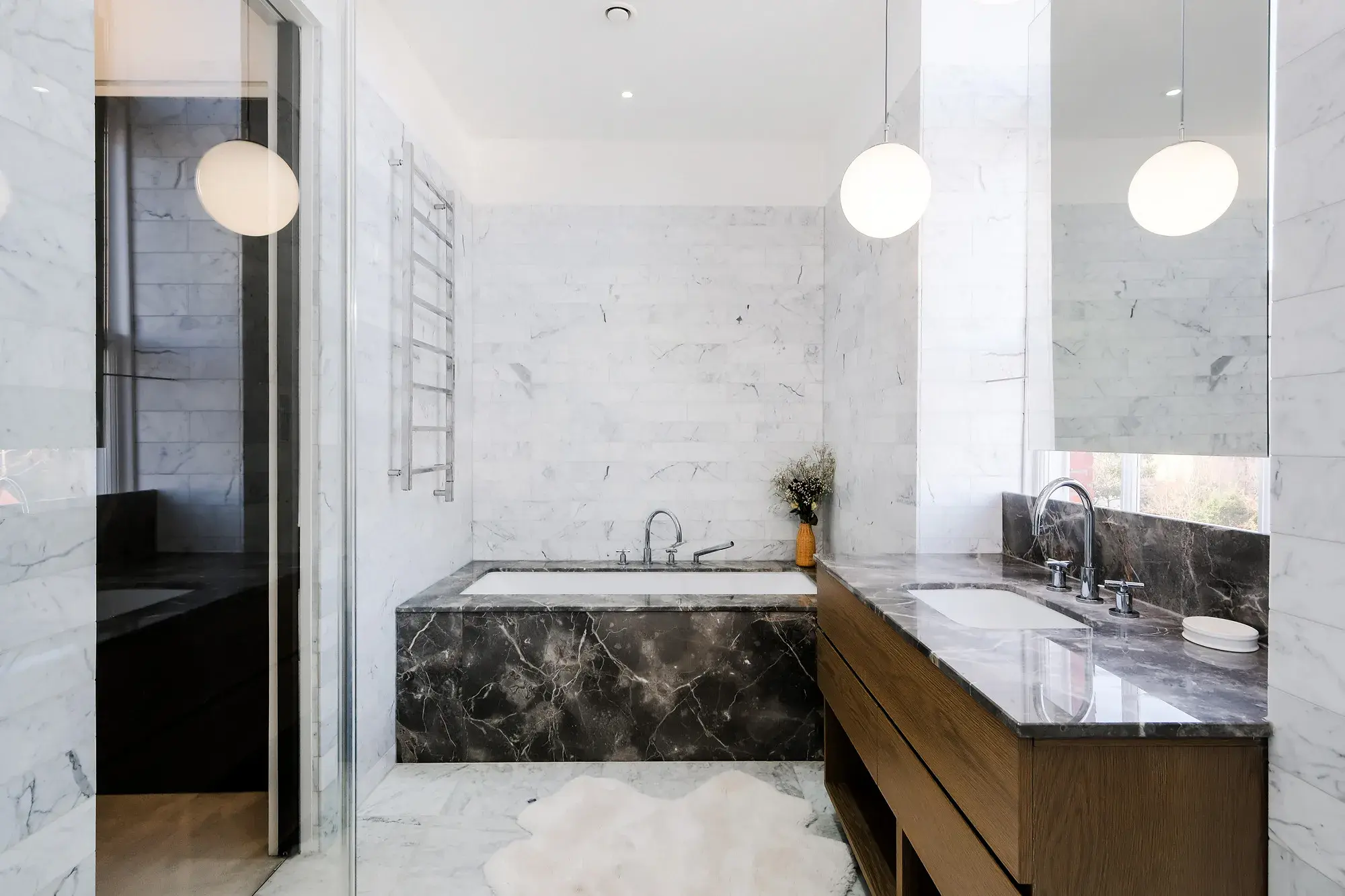 The Lanterns, holiday apartment in Battersea, London