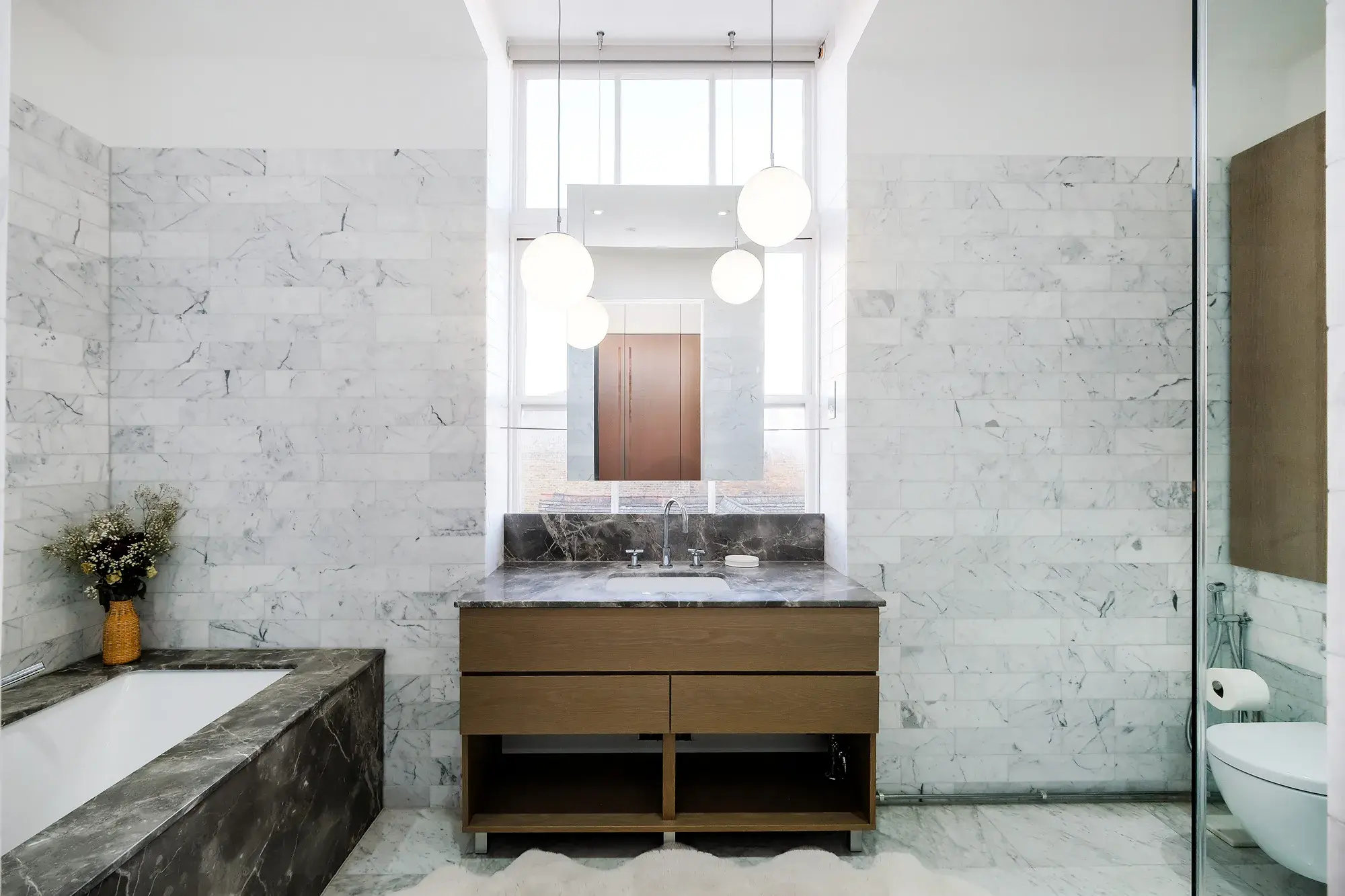 The Lanterns, holiday apartment in Battersea, London