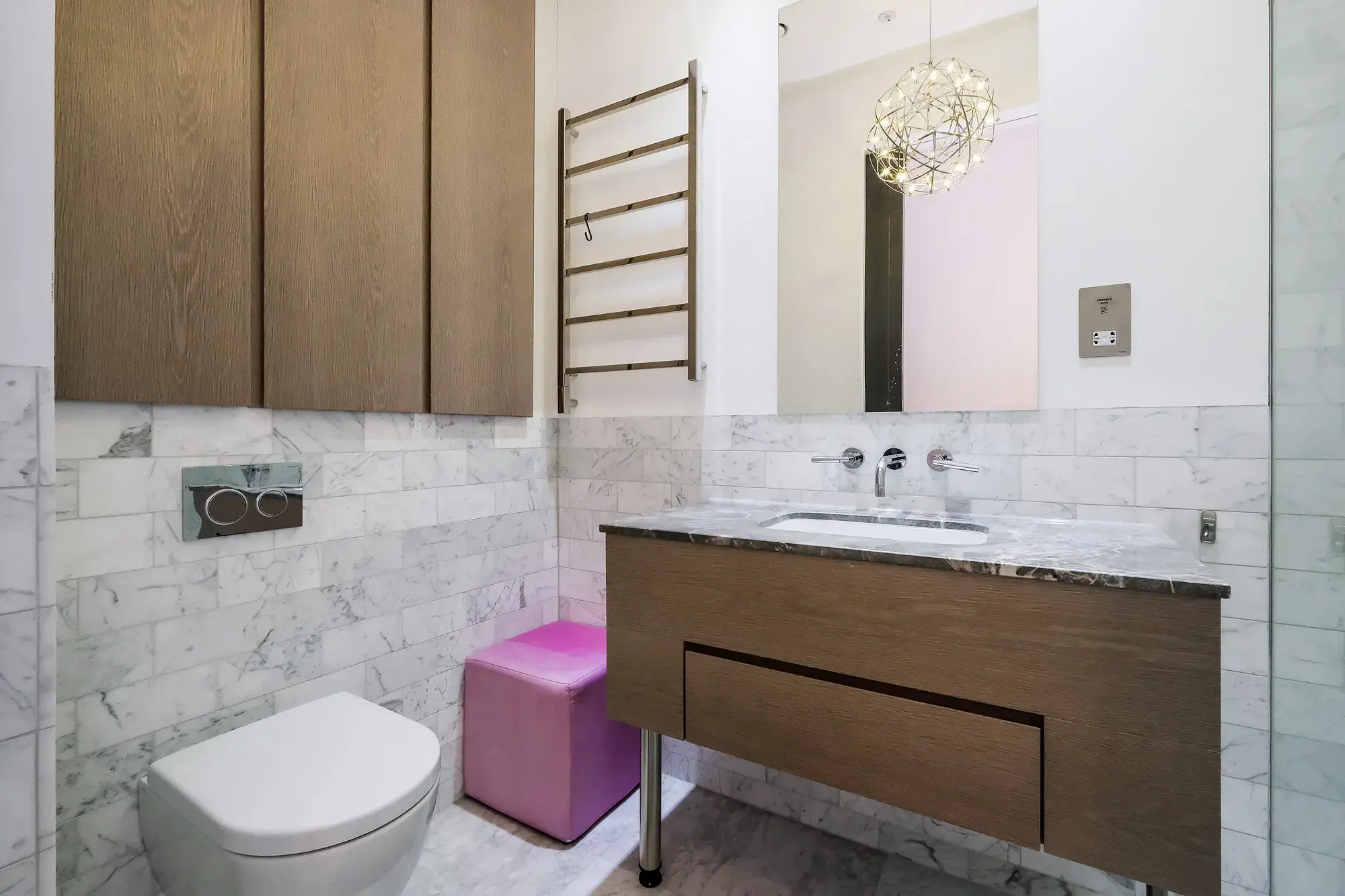 The Lanterns, holiday apartment in Battersea, London