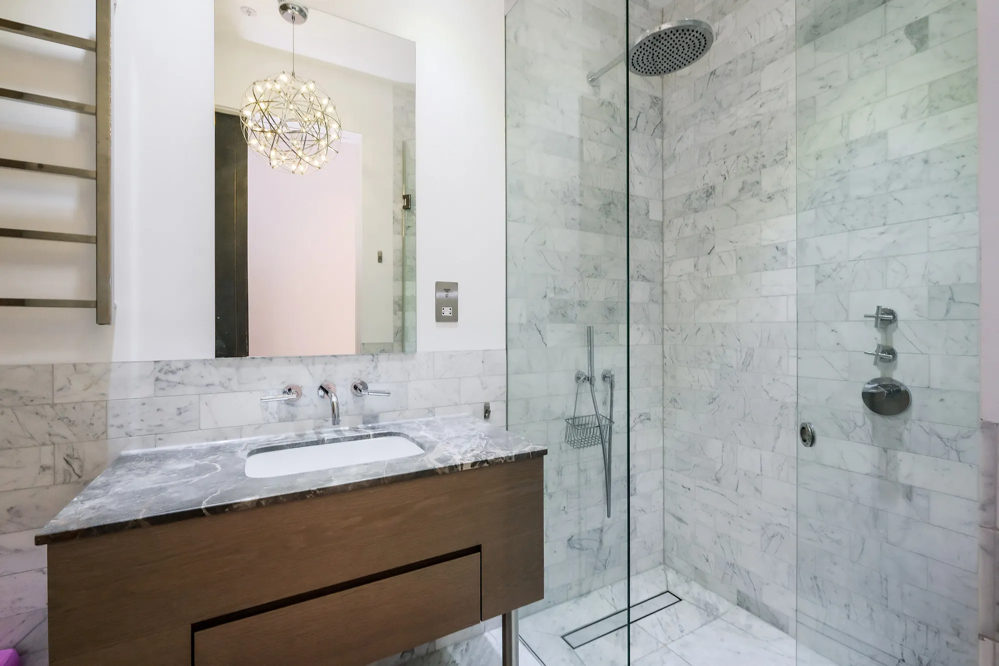 The Lanterns, holiday apartment in Battersea, London