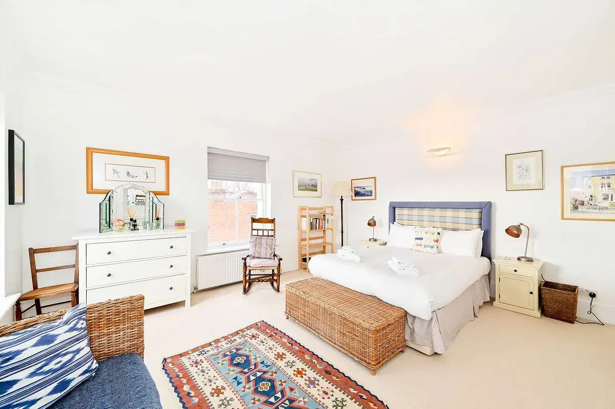 Deodar Road, holiday apartment in Putney, London