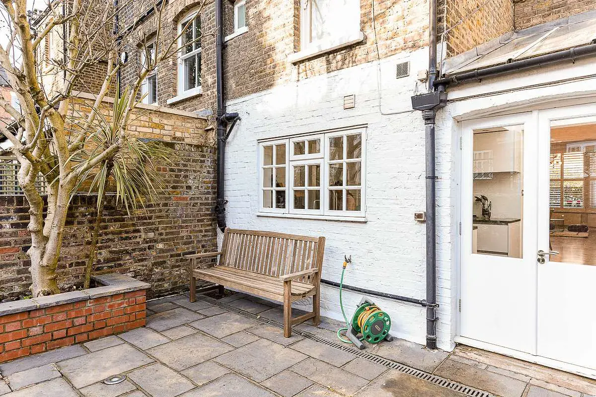 Hamilton Gardens, holiday home in St Johns Wood, London