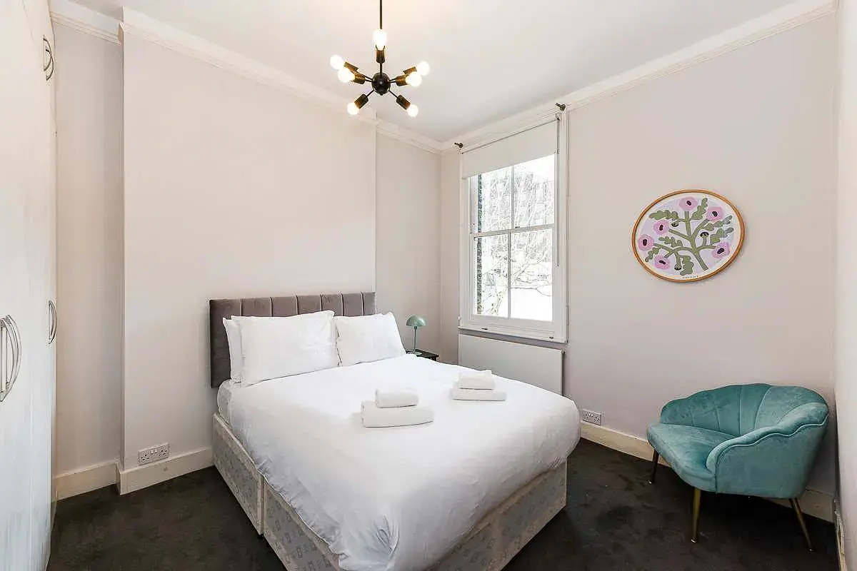 Hamilton Gardens, holiday home in St Johns Wood, London